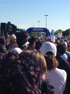 Niagara Women's Half Marathon Start Wine 